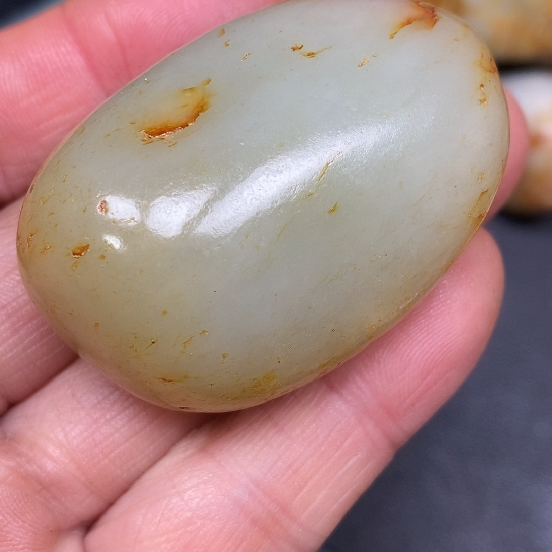 和田玉未镶嵌珠宝奇石