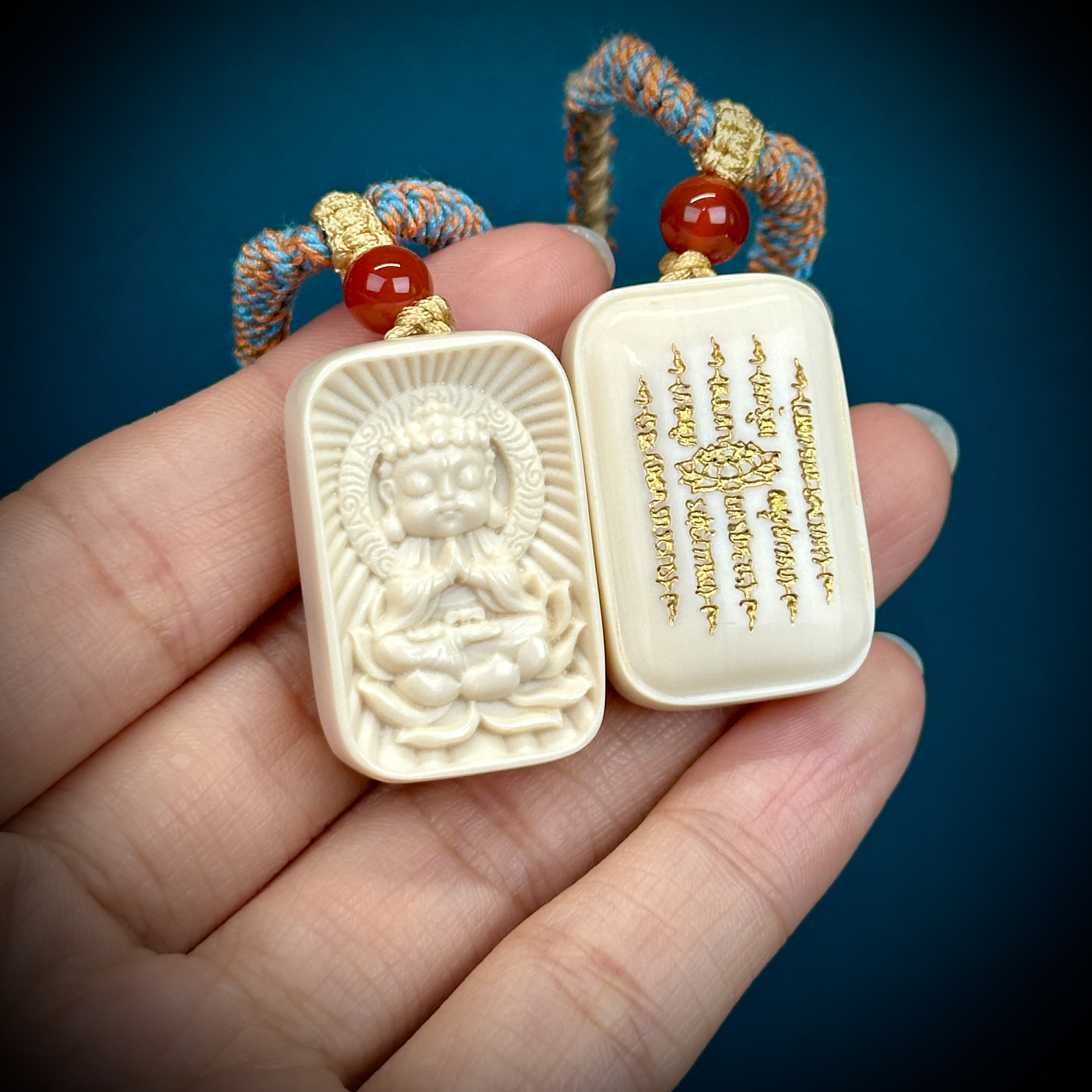 D07-8天然猛犸牙阿弥陀佛（猪狗） 约30*20*10mm支持鉴定 假一罚四