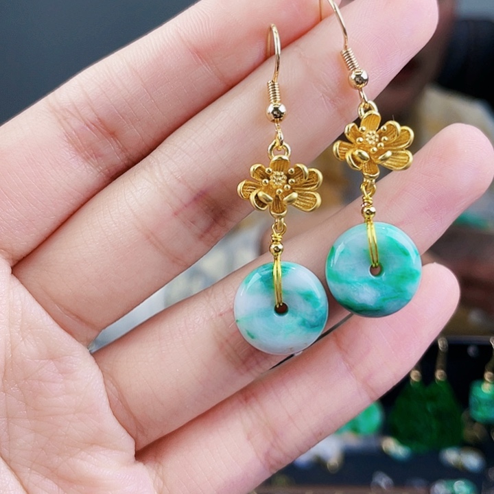 翡翠耳饰未镶嵌饰品