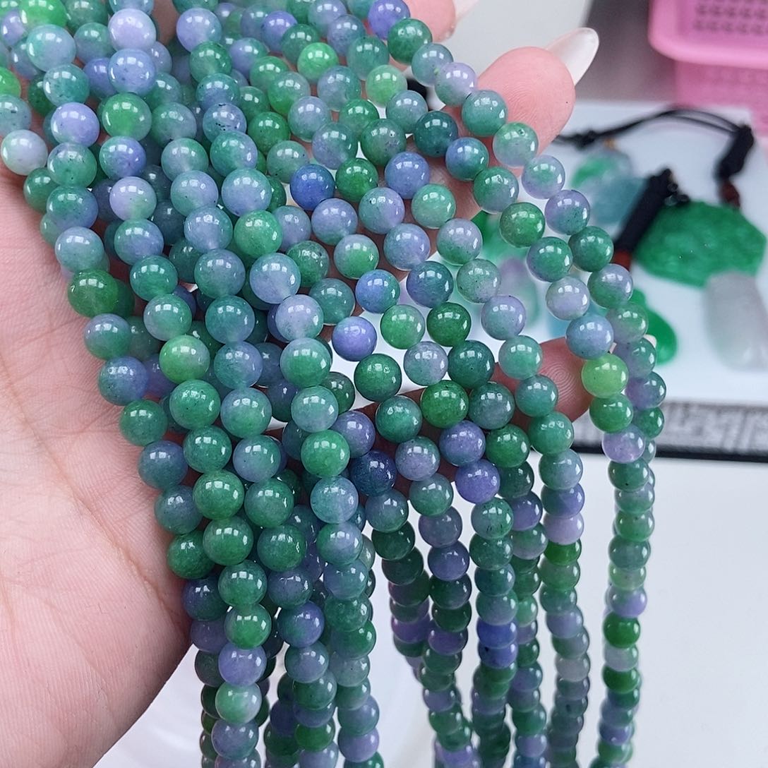 翡翠颈饰未镶嵌项链