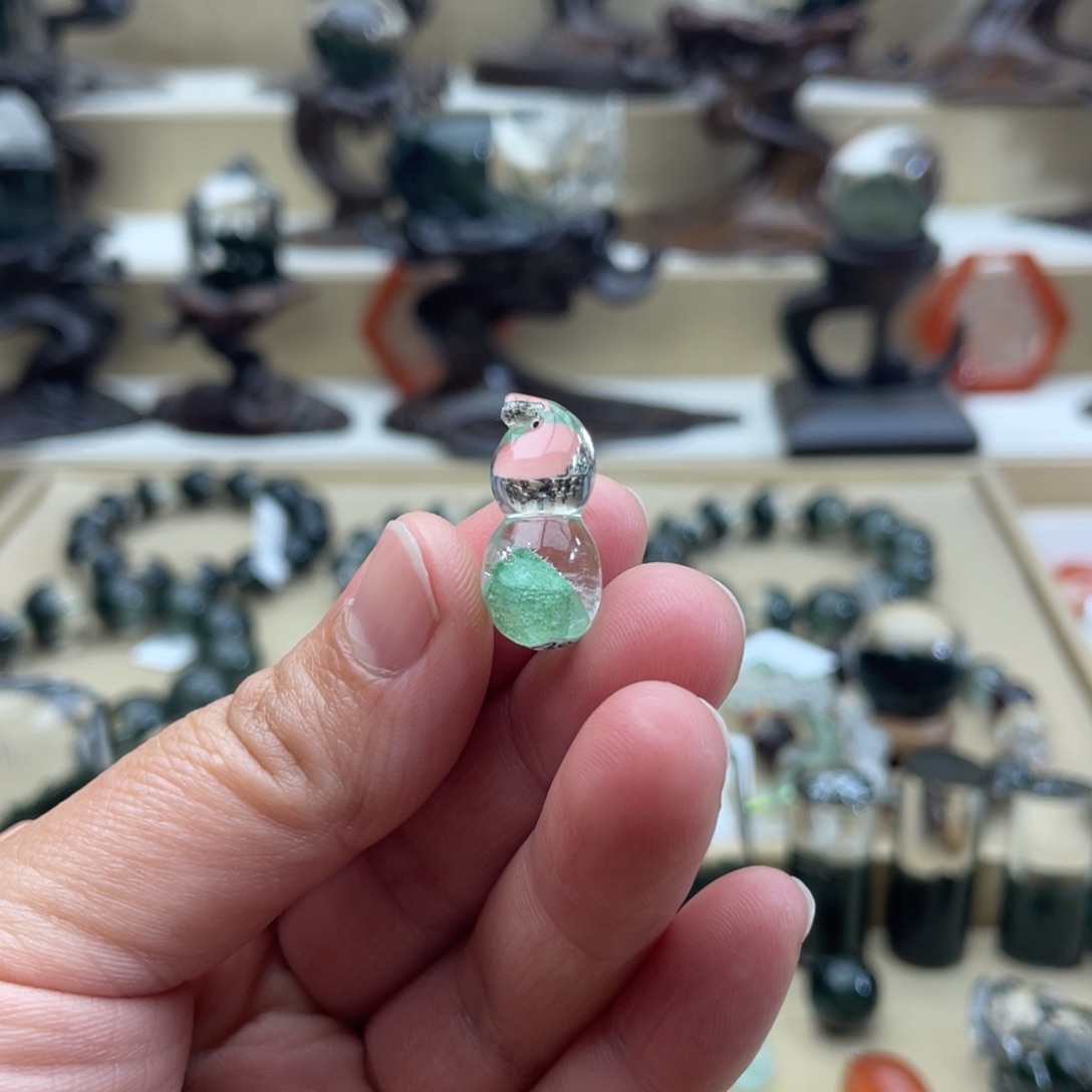 水晶吊坠(不含链)未镶嵌