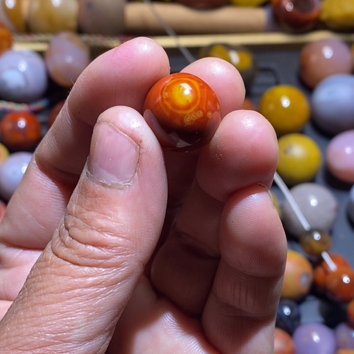 未镶嵌战国红单珠玛瑙/玉髓n****e