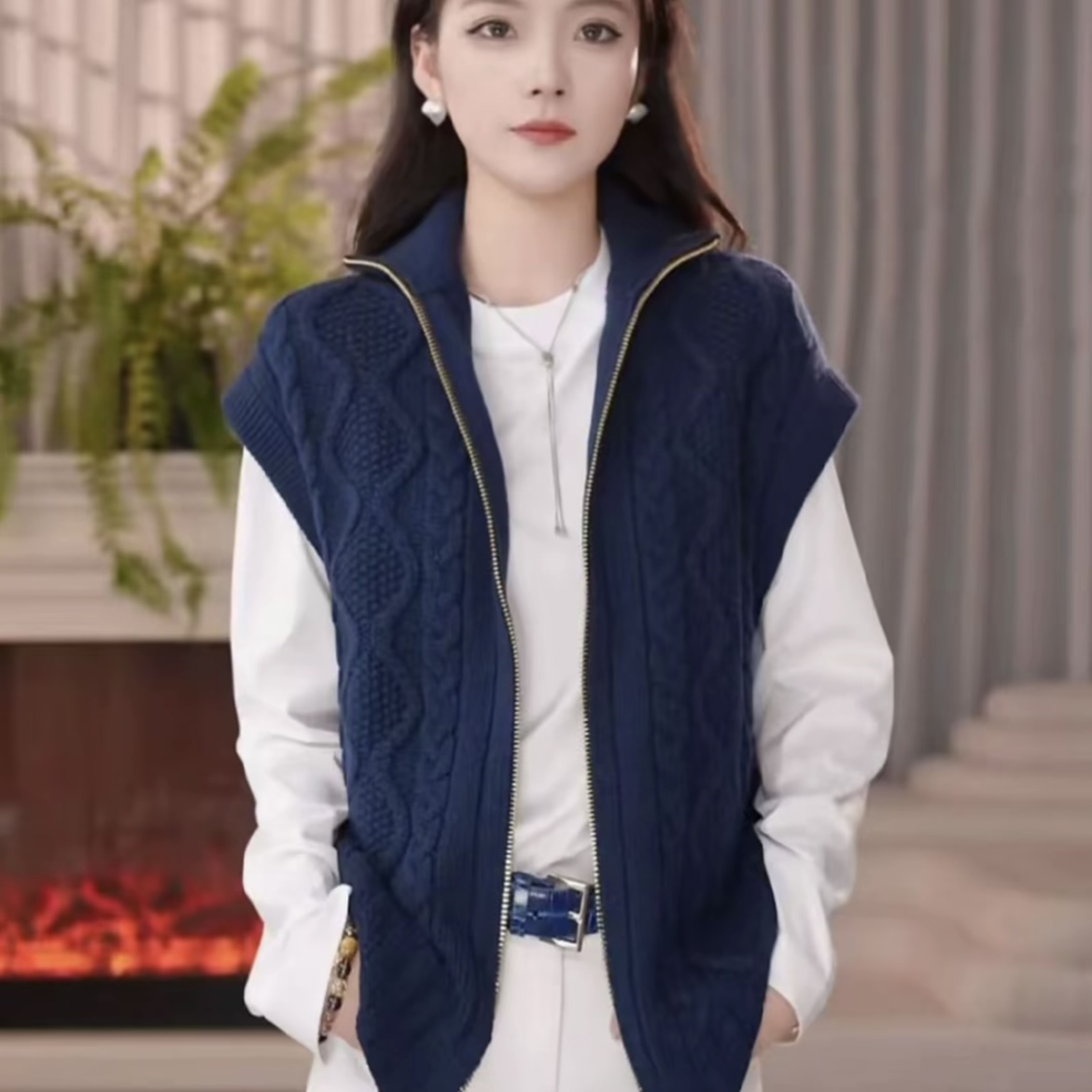 AMASS/阿玛施秋冬新款质感复古时尚百搭针织背心拉链马甲女548069
