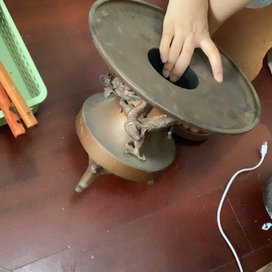 基哥日瓷中古百货