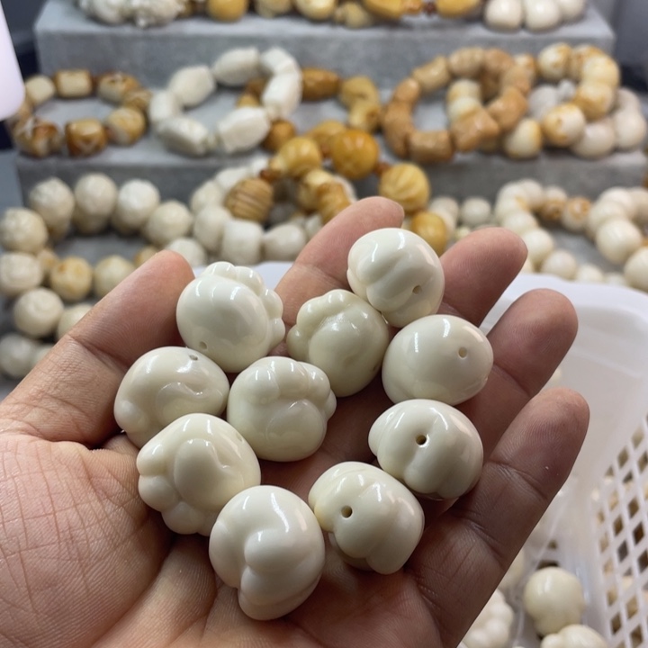 吊坠菩提根/象牙果全品象牙果熊爪十颗卡21