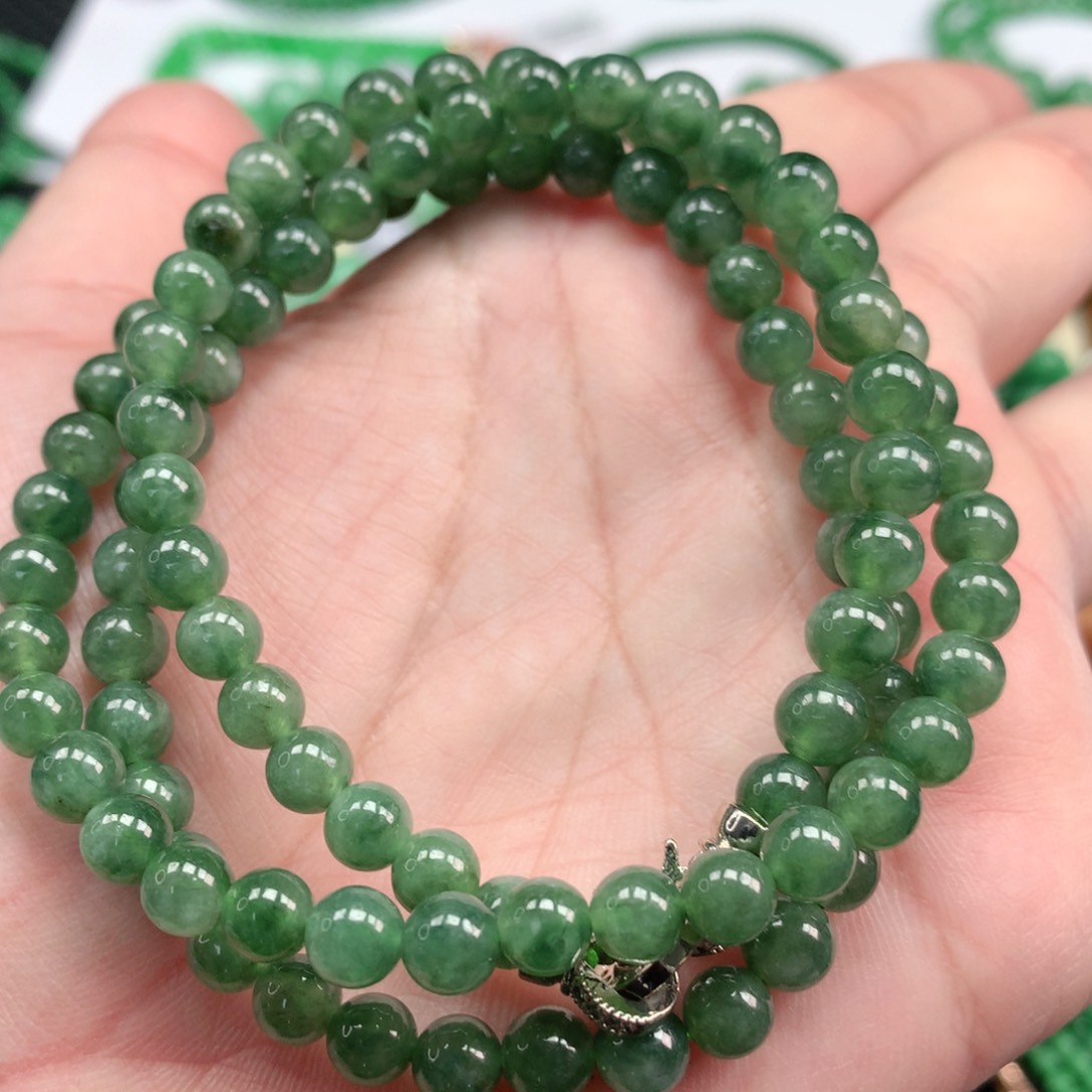 翡翠手链未镶嵌翡翠