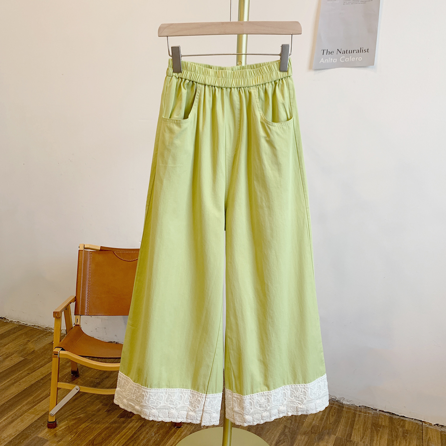 C4542蕾丝贴布松紧腰阔腿裤