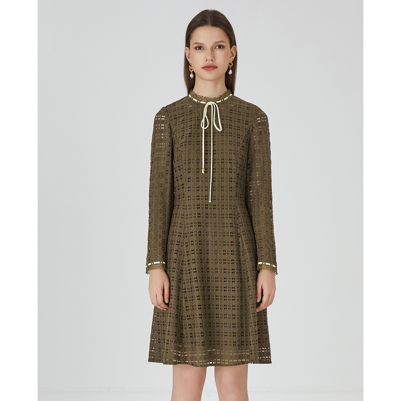 【九月】莱芙艾迪儿中长袖连衣裙1E3L94123