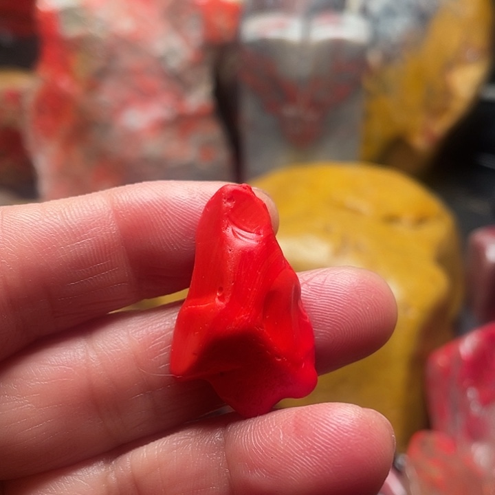 昌化石质地温润血色鲜艳