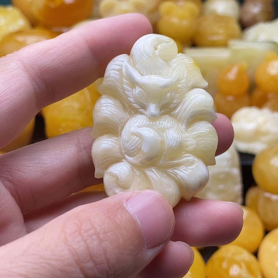 琥珀颈饰未镶嵌琥珀蜜蜡吊坠