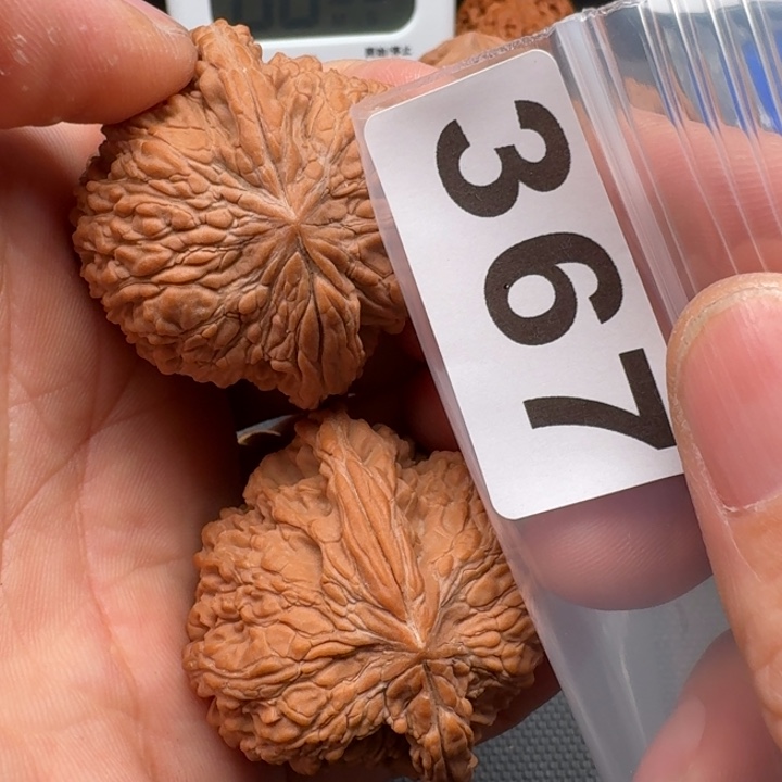 文玩核桃把件丑**草和尚头45