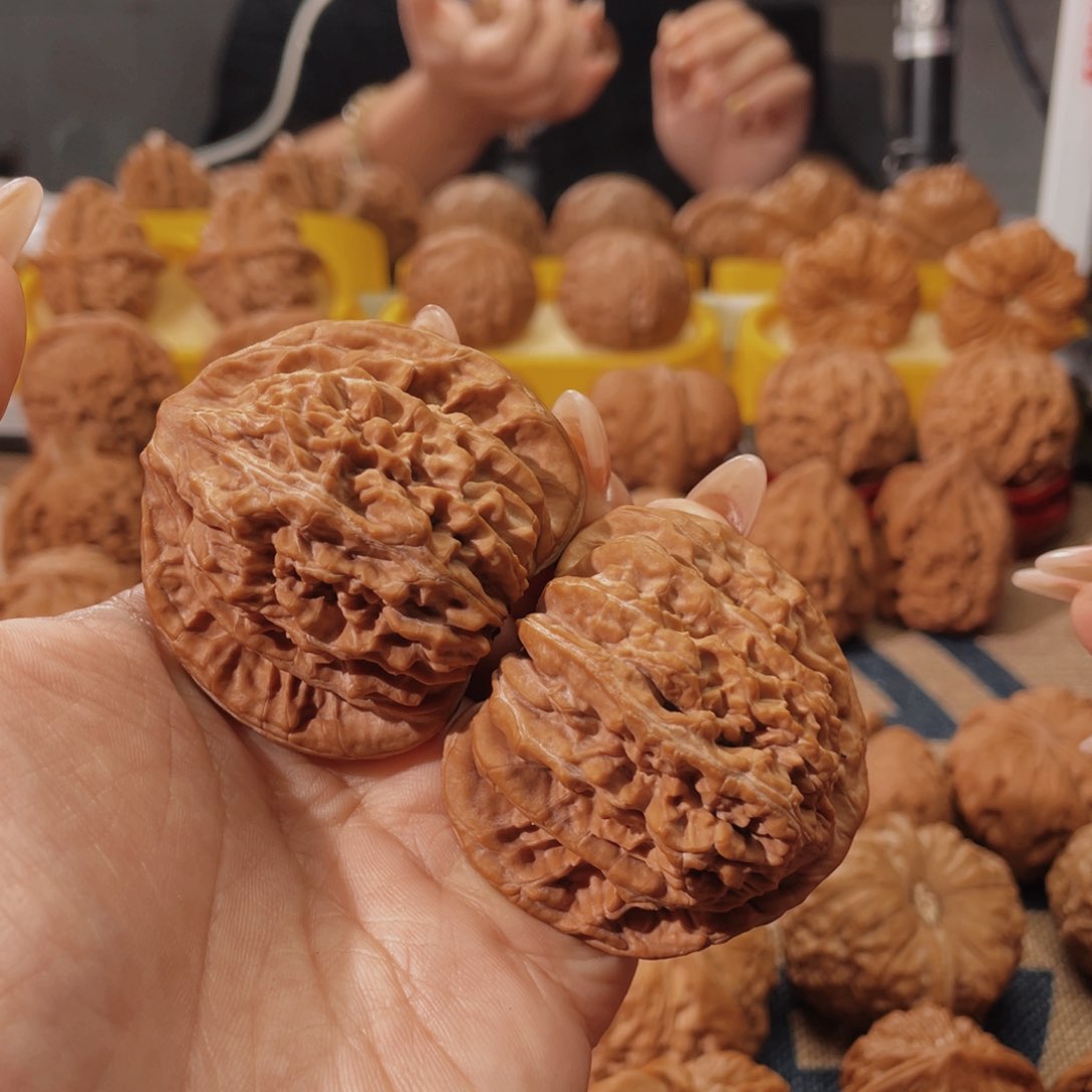 吊坠文玩核桃47.5三角楼1