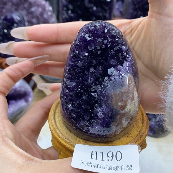 水晶大型摆件（非配饰）未镶嵌