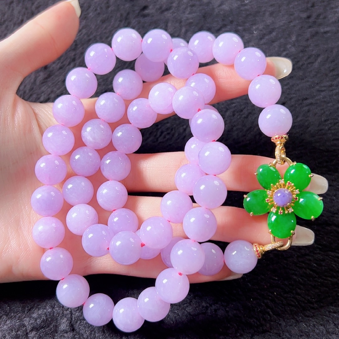 翡翠18K金镶嵌颈饰签收后24小时鉴赏期，过时不退