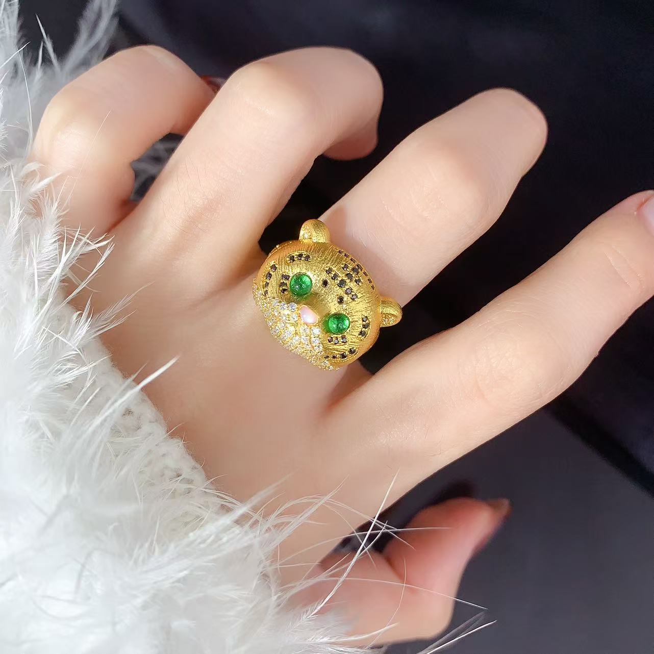  【伟新源】足金999  镶嵌工艺 镶嵌虎王活口戒13.32克（附加660）