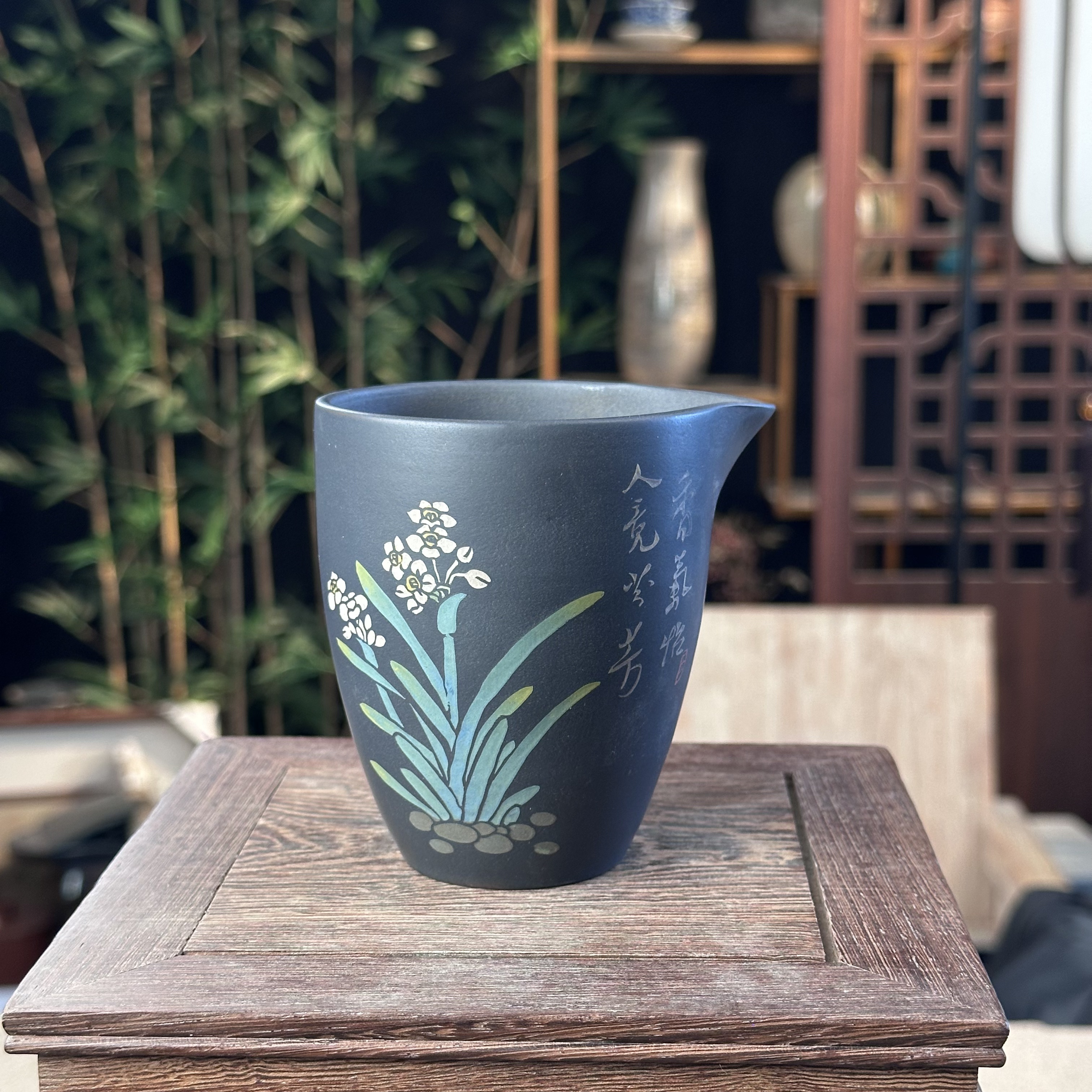  云南建水·百年逢春紫陶全手工刻填公道杯