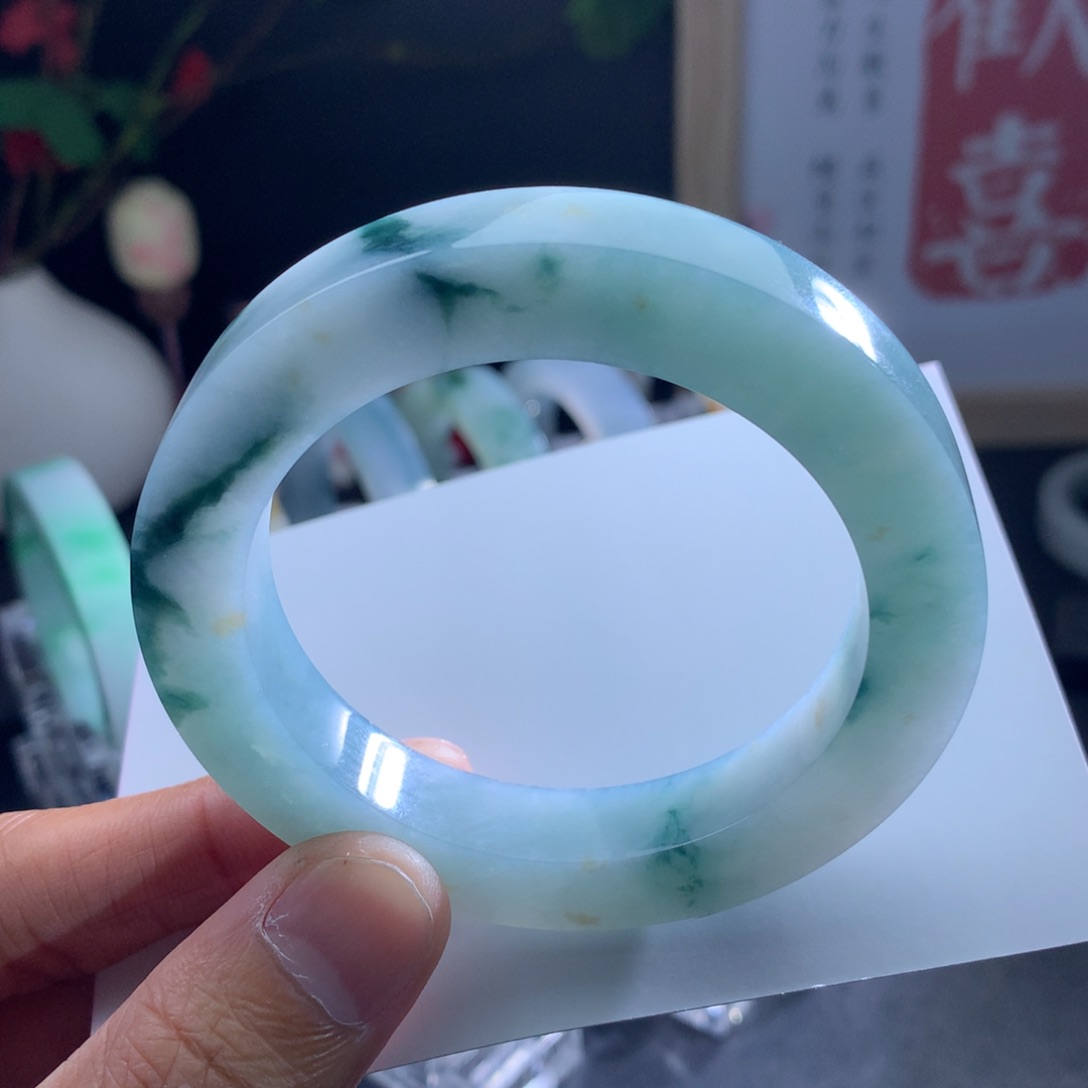 定制翡翠手镯未镶嵌