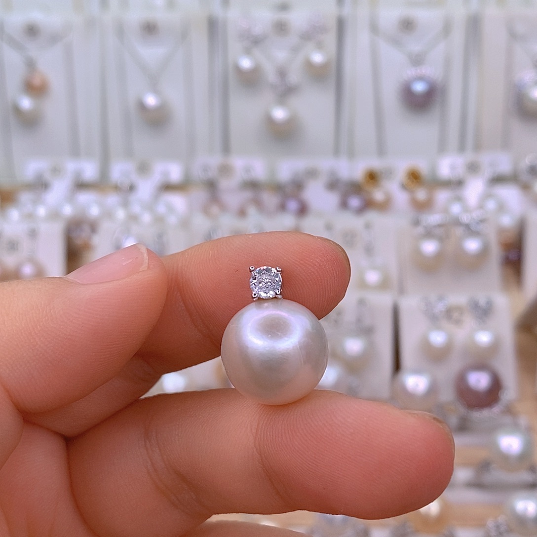 淡水珍珠未镶嵌吊坠(赠链)