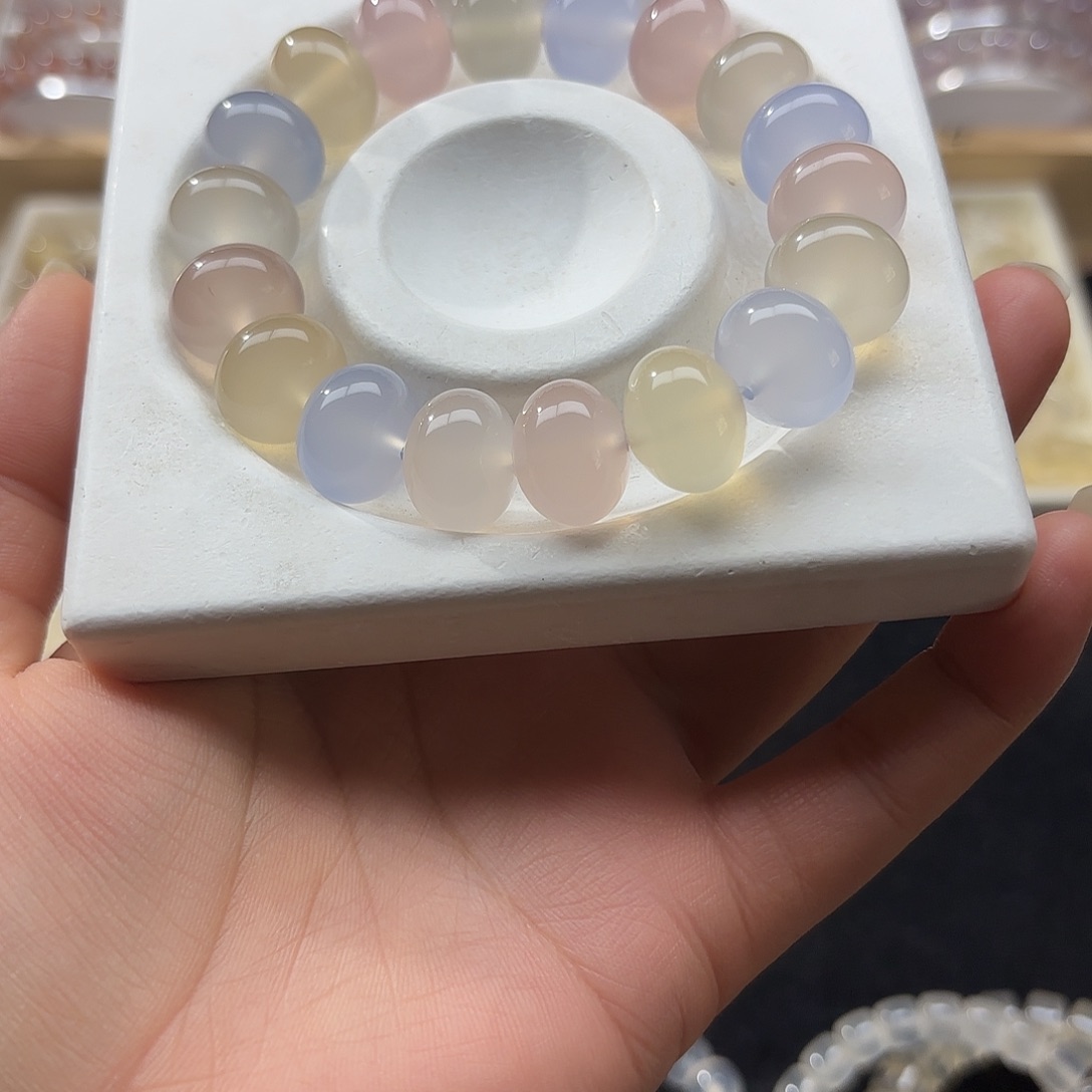 甜***圈玛瑙/玉髓未镶嵌手链