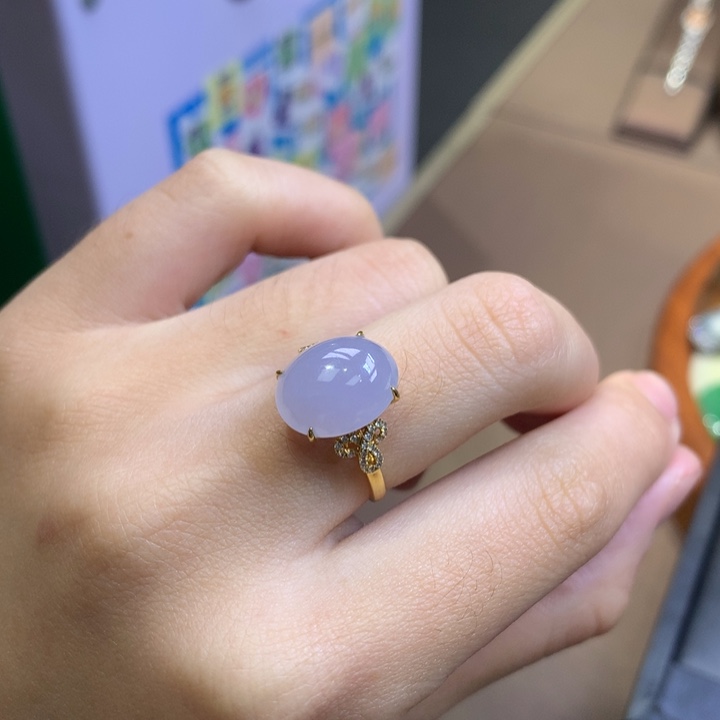 翡翠18K金镶嵌颈饰翡翠