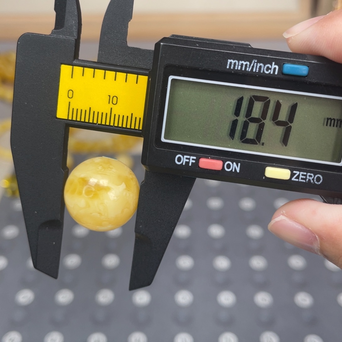 琥珀未镶嵌裸石99号