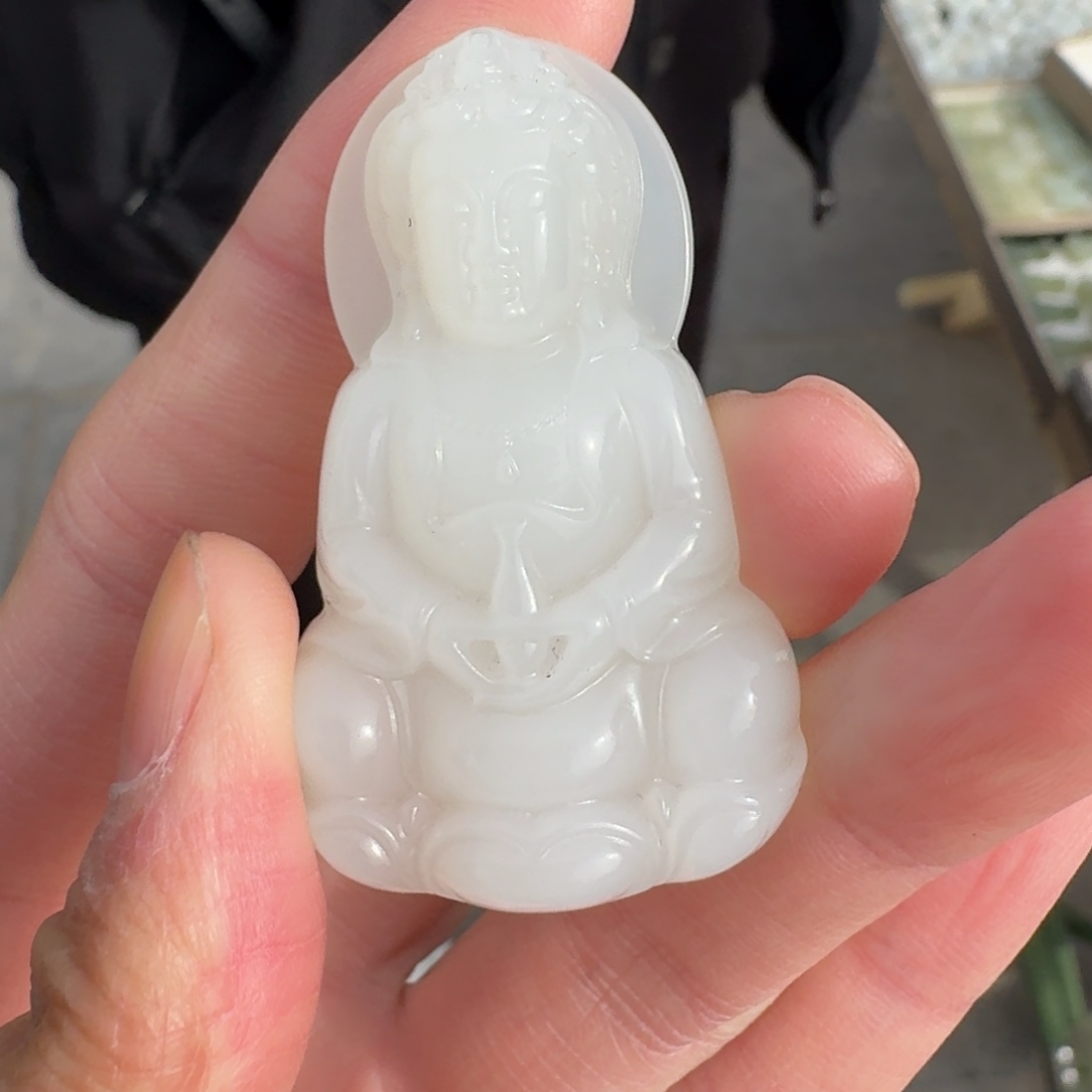 和田玉未镶嵌观音330孙姐青海料