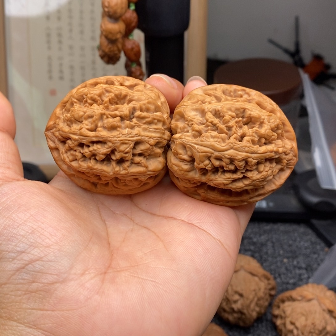 文玩核桃把件44粗筋
