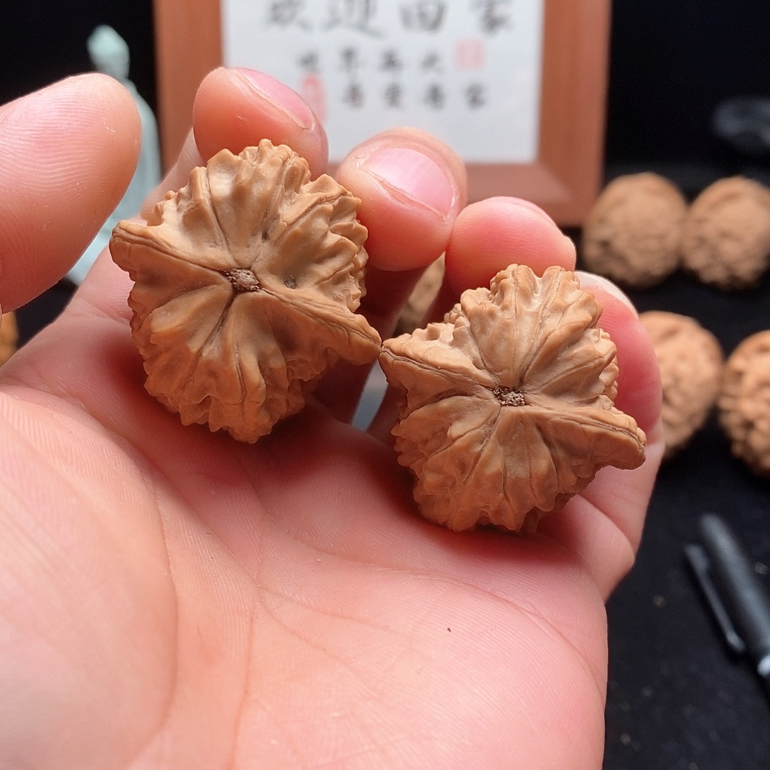 文玩核桃吊坠马老四体验对