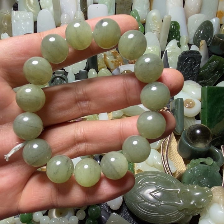 和田玉（糖玉）未镶嵌颈饰