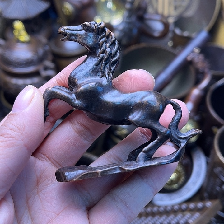 铜33468597688767889988