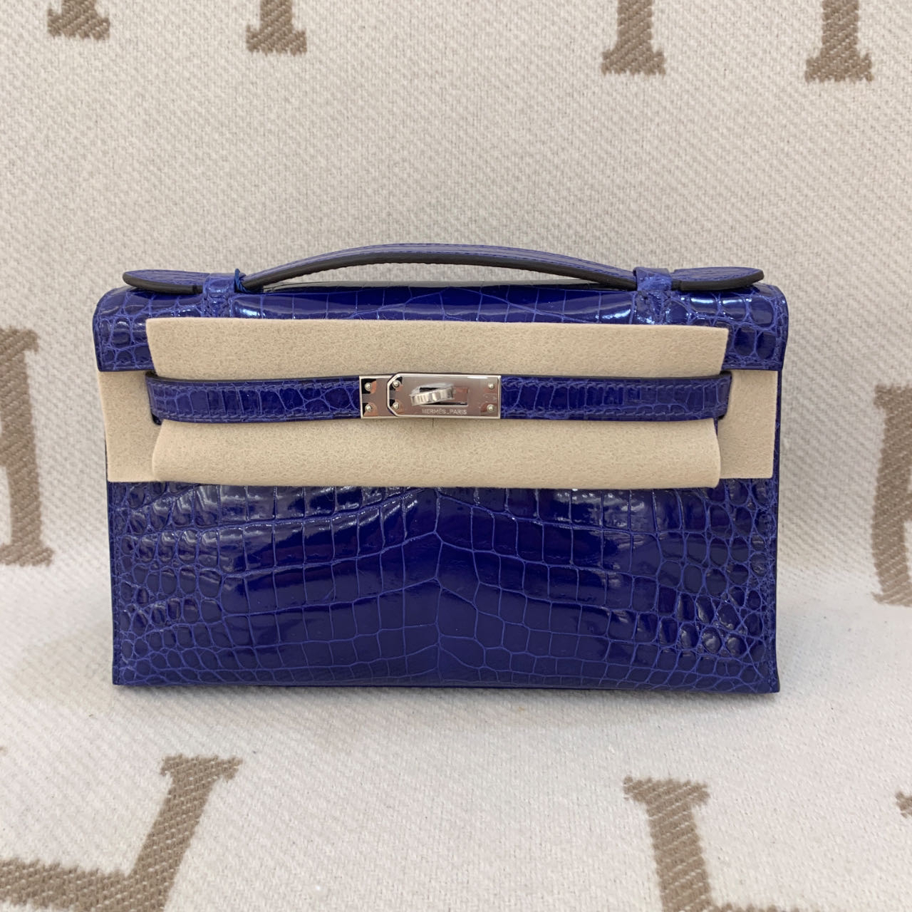 99新 Hermes/爱马仕 mini kelly一代 电光蓝两点亮面鳄鱼xx0211a0