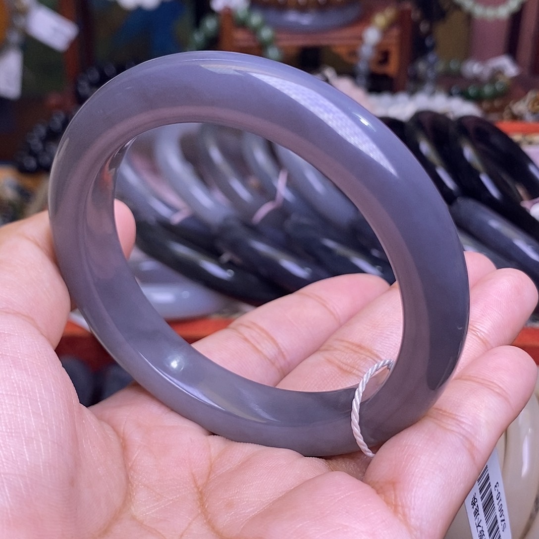 和田玉未镶嵌颈饰浓烟紫老矿料冰底手镯58