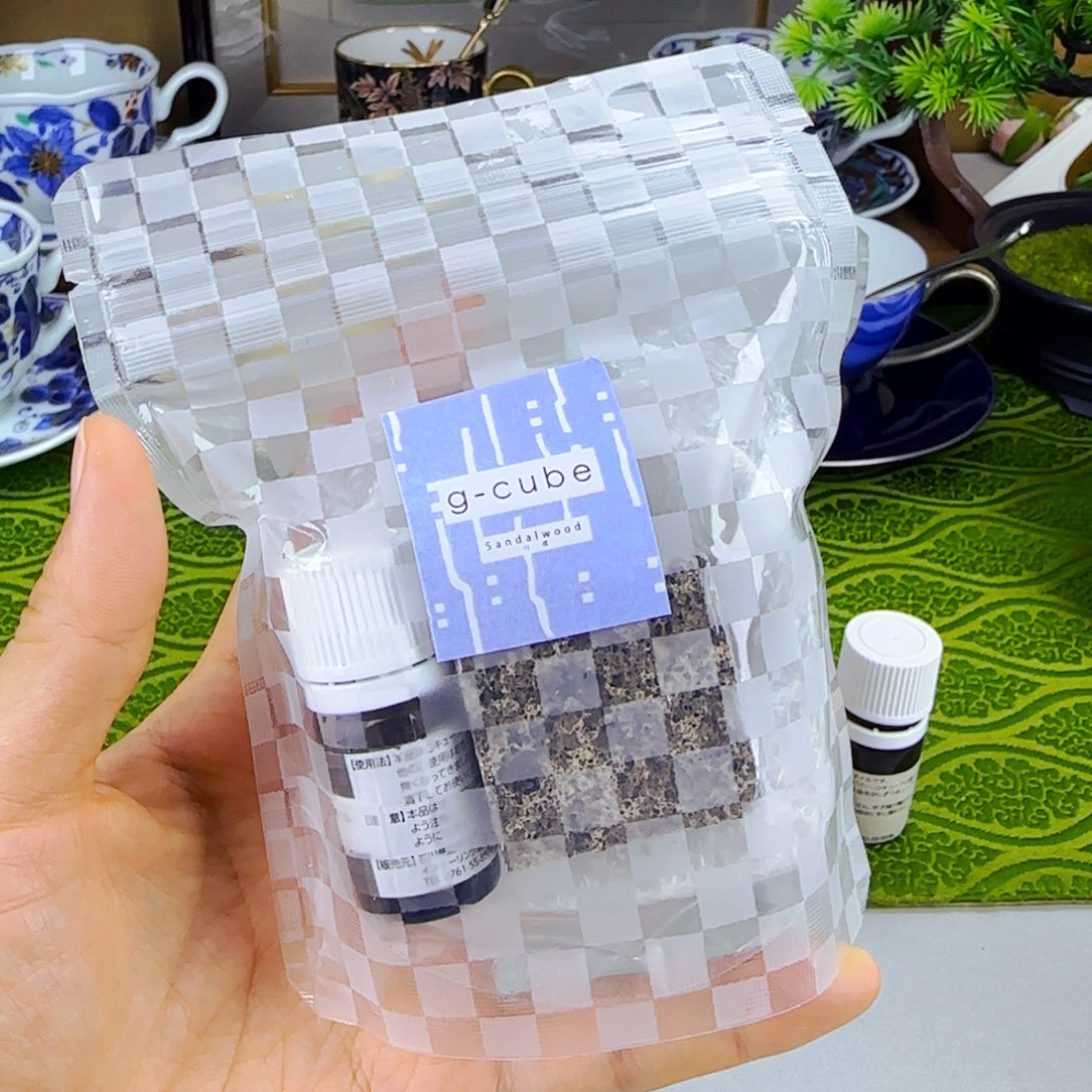 它家陶瓷 很好看！！白檀