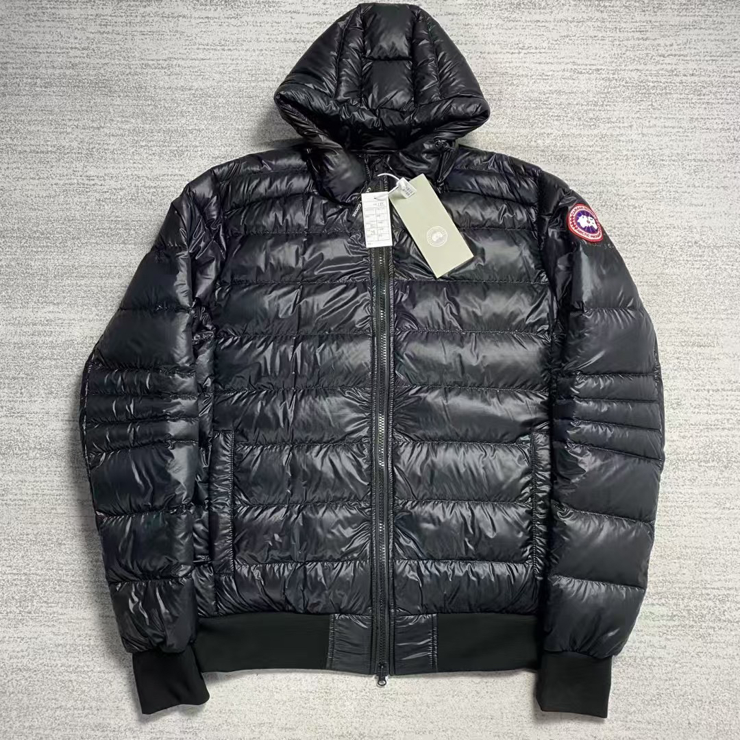 未使用 CANADA GOOSE 加拿大鹅 黑色亮面轻量化连帽羽绒服2XL