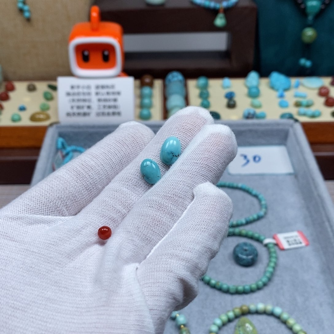 未镶嵌配饰南红玛瑙