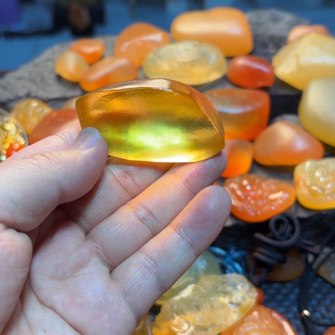 石英质玉裸石未镶嵌闲*