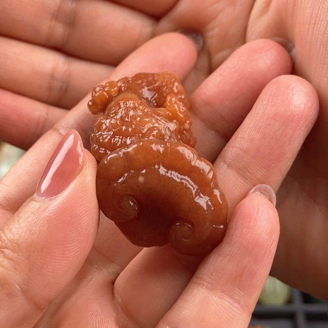 岫玉未镶嵌挂件糖*