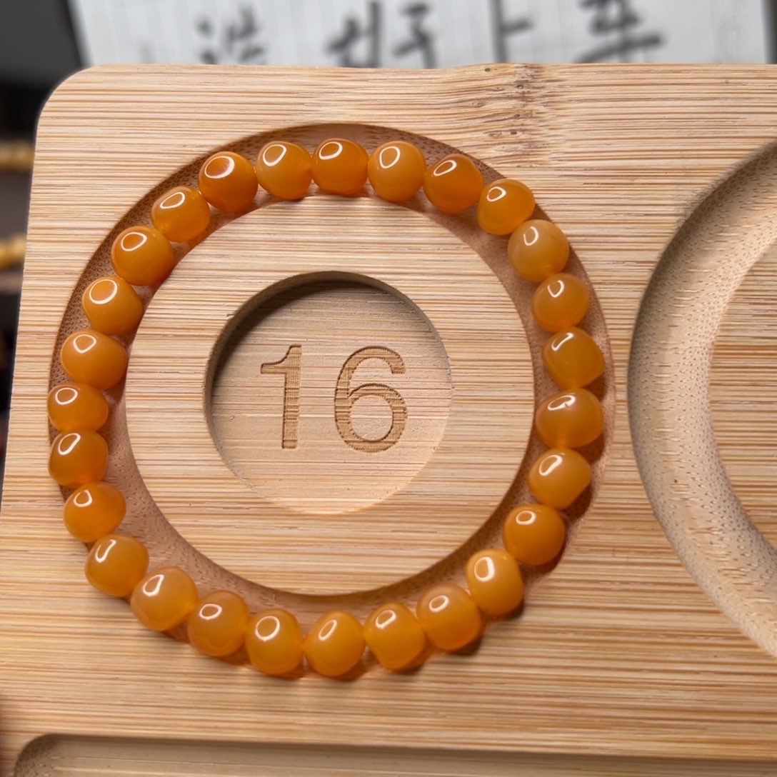 石英质玉（黄龙玉）手串未镶嵌大**圆缅黄黄龙玉随型手串小