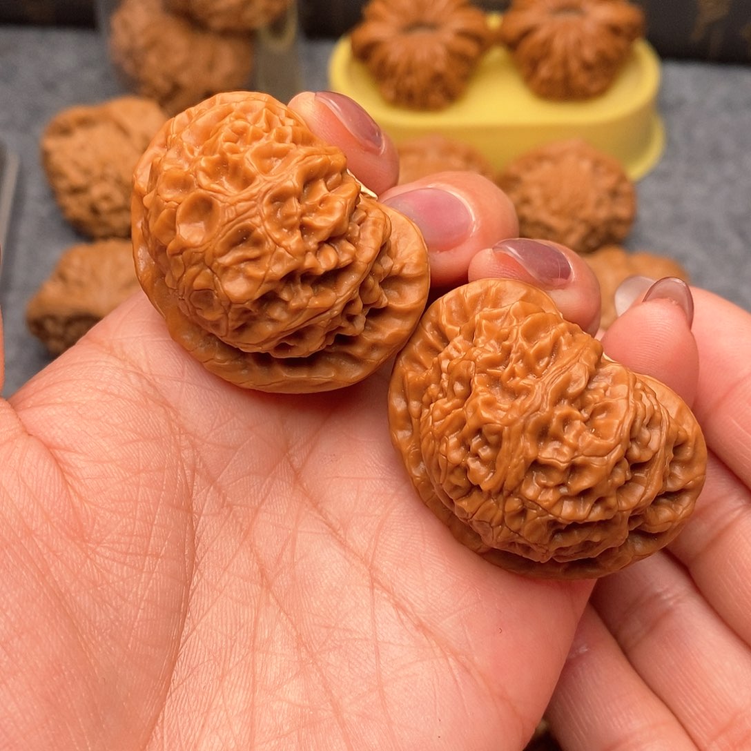 文玩核桃把件壹**復宫灯41.8全