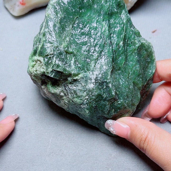 和田玉未镶嵌珠宝奇石