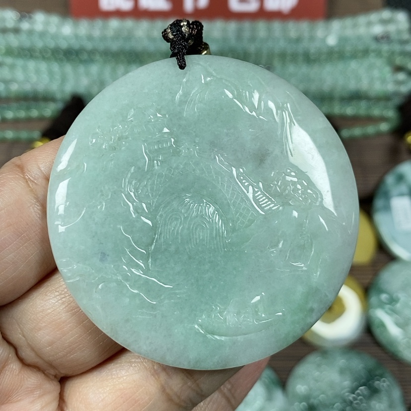 【闪购商品】翡翠颈饰未镶嵌玉吊坠翡翠玉圆形山水牌