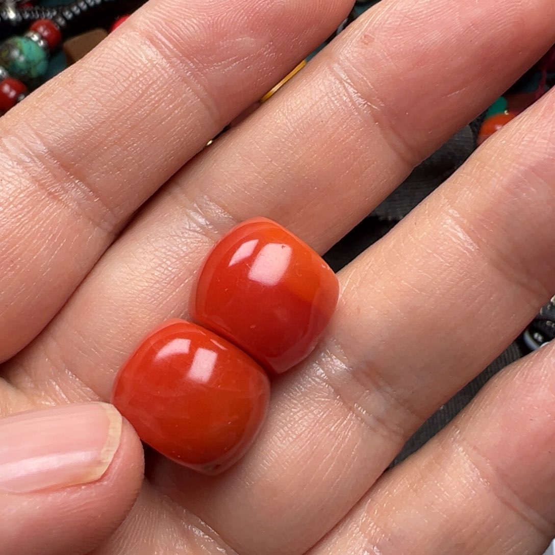 贝壳吊坠手工雕刻制作精美精致细腻