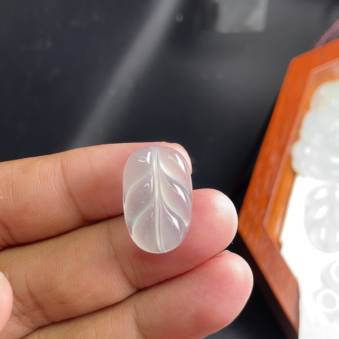 翡翠未镶嵌颈饰25887899999