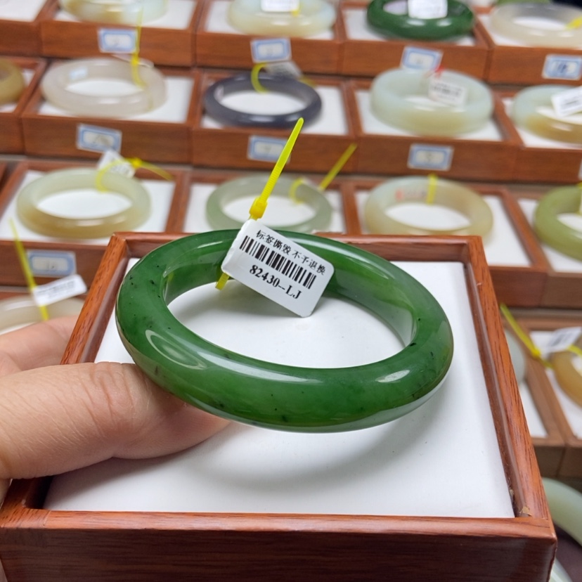 【闪购商品】和田玉手镯未镶嵌55.3