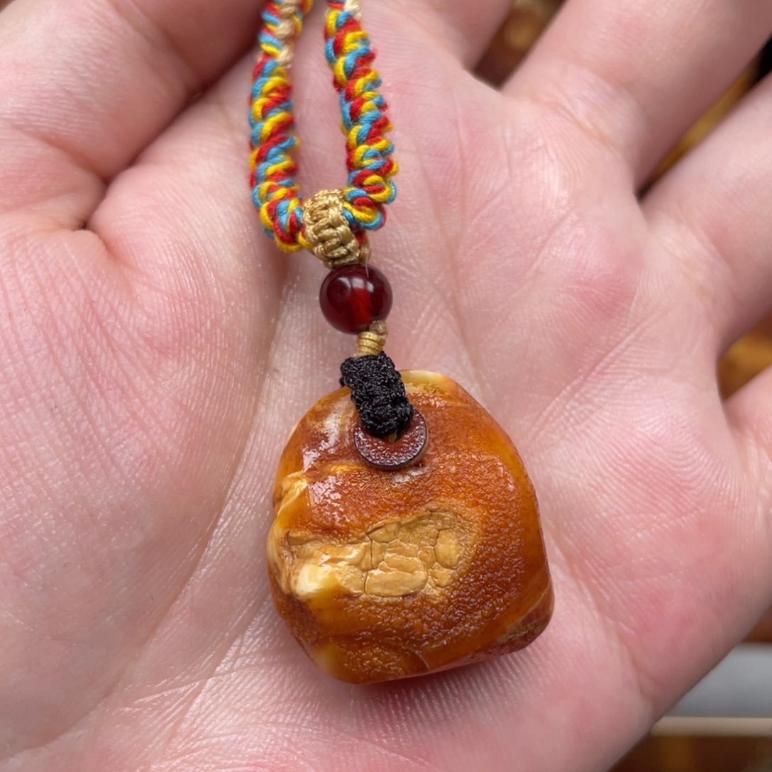 未镶嵌蜜蜡珠宝奇石