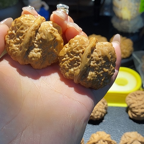 文玩核桃吊坠蛤蟆头39