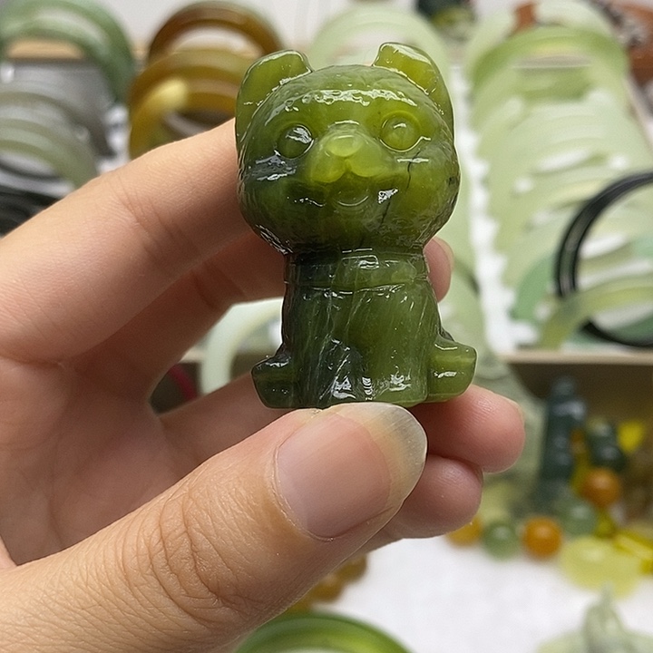 蛇纹石玉未镶嵌珠宝奇石