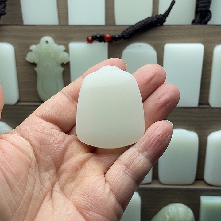 时尚精品系列吊牌