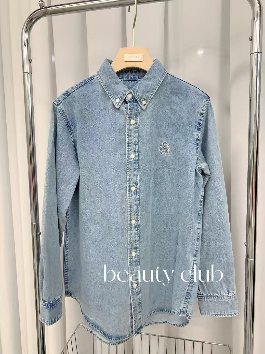  女士 蓝色牛仔衬衫