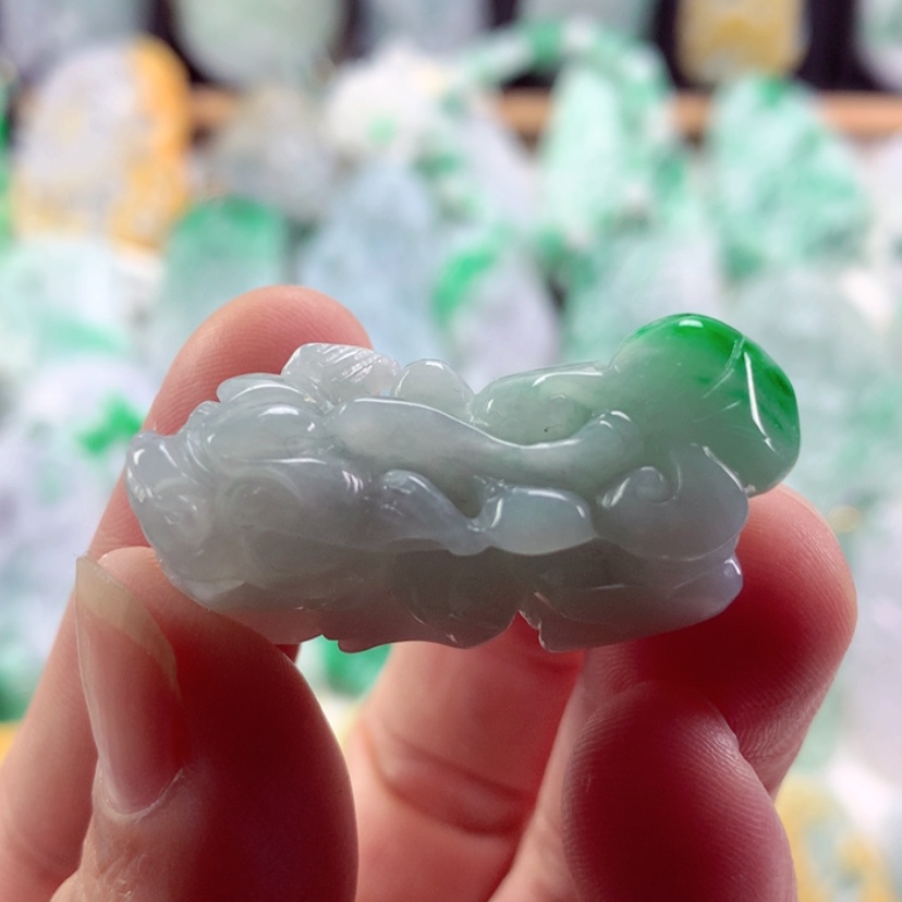 【闪购商品】翡翠吊坠(不含链)未镶嵌